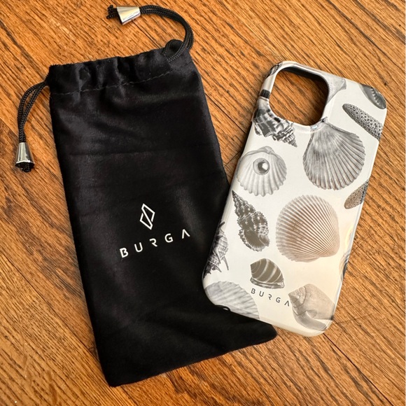 Burga iPhone 15 pro phone case - Picture 5 of 6